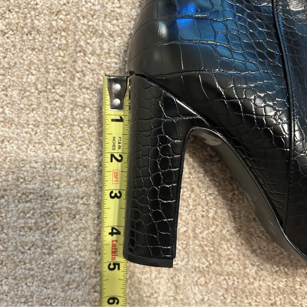 Steve Madden Nikitta Croc Embossed Boot Black Size 9.5 - Picture 9 of 12
